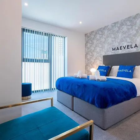 Apartament Maevela - Large 1 Bed Luxury Apt - 5 Min Walk From Bullring - Cube - Mailbox - New Street Station - Free Netflix