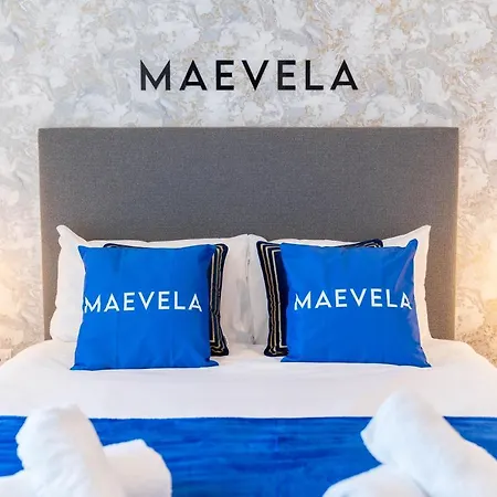 Apartament Maevela - Large 1 Bed Luxury Apt - 5 Min Walk From Bullring - Cube - Mailbox - New Street Station - Free Netflix *